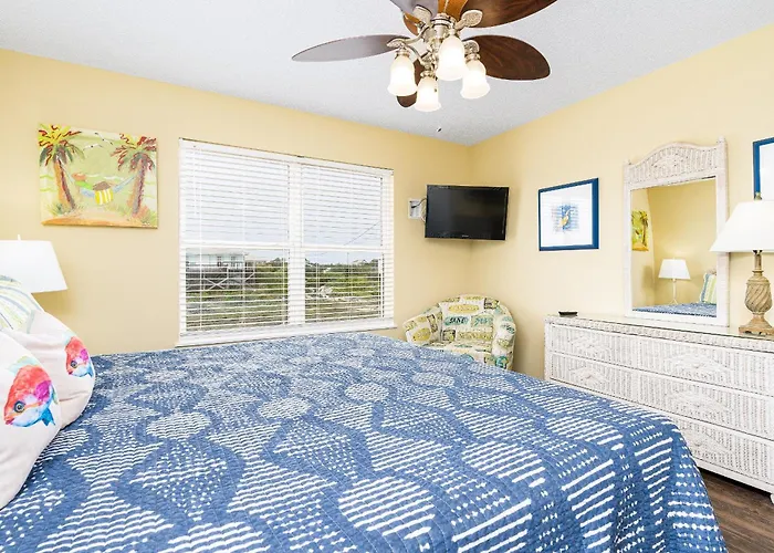 Holiday home House By Youngs Suncoast *
