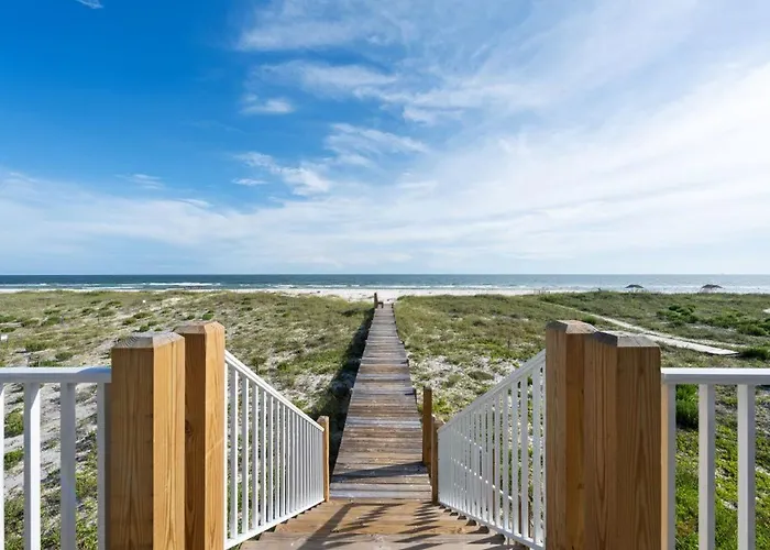 House By Youngs Suncoast Holiday home
